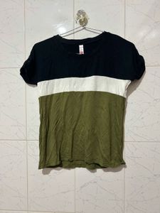 Black T-shirt