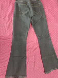 Bell bottom jeans combo