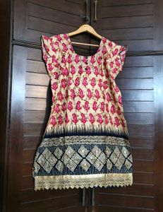 Women Thread Mirror Embroidered Cotton Print Suit