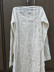 Elegant White Embroidered Kurta