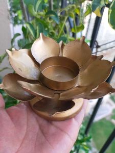 Golden Lotus Candle/T-light Holder