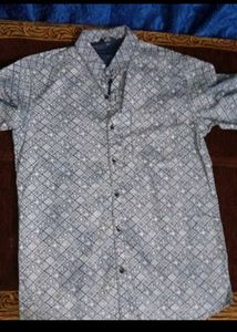 Patterned Men&#39;s Casual Shirt