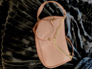 Stylish Pink Handbag with Chain