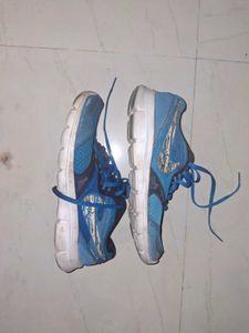 Nike Blue Sports Shoes 8/10 condition will look ne