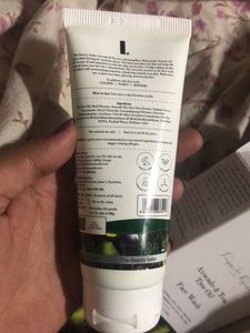 Avacado &amp; Tea Tree Oil Face Wash🥑🌿