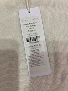 Forever New Mia Arrow NeckKnit Jumper