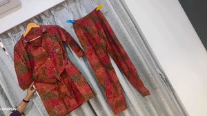 Beautiful Floral Print Cord-set For Women