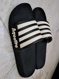 Aqualite Black &amp; White Slides
