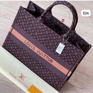 LV Bag/Tote Bag- Offer Price