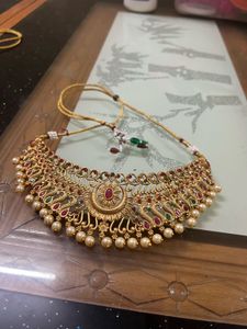 Gorgeous Necklace Set