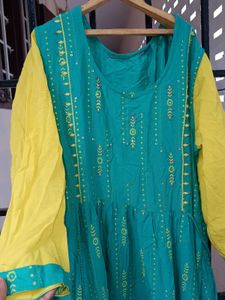 Stylish Green &amp; Yellow Dress