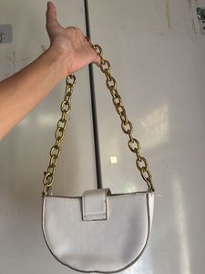 White Chain Shoulder Bag