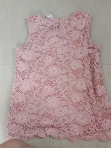 Cute Sleevless Top