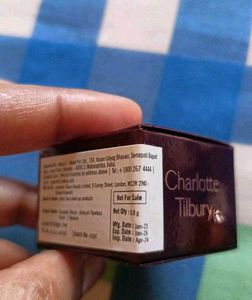Charlotte TilburyAirbrush Flawless Finish Compact