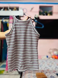 V Shape Top