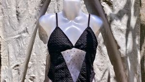 23.13.4 SEXY BLACK BODYSUIT