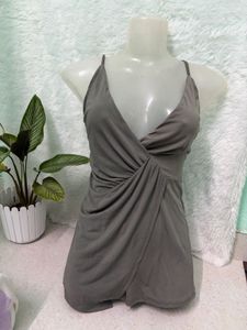 Cute Romper ❤️ ( new unused from UAE) 🇦🇪