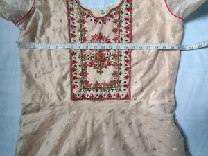 Women Embroidered Ethnic Set