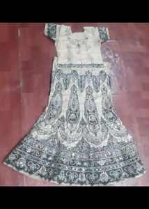 URGENT SALE REQUIRED FOR BRIDAL SHARARA