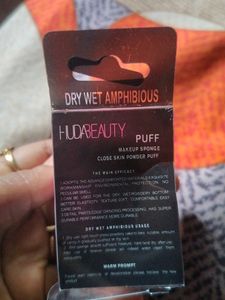 Huda Beauty Puff