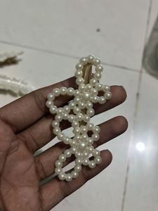 Feather &amp; Pearl Hair Clips
