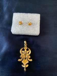 Pendant And Earrings Set