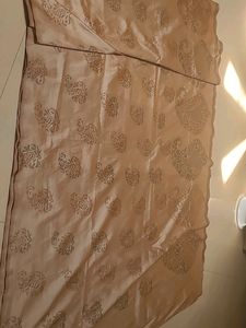 Classic Looking Beige Colour Saree🌟