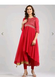 Rose Kurta Set (Women's)
