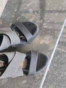 Catwalk Black Flats Sandals