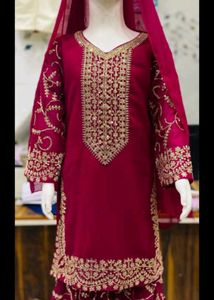 Elegant Embroidered Kurta Set