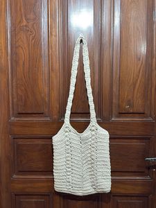 Crochet Oatmeal Handbag