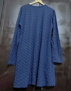 Navy Blue T-shirt For Girl Or Women 42 Bust