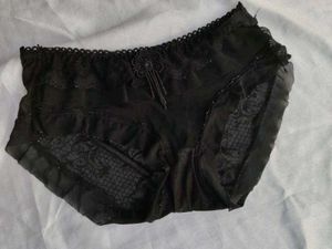 Black Lace Panties