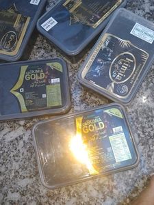 5 Empty Dates Container