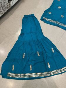 Elegant Teal Embroidered Kurta