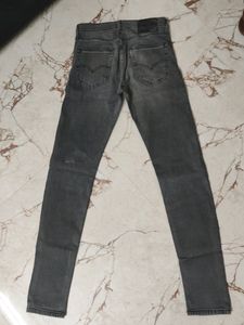 Charcoal Greyish Black Levi&#39;s Jeans