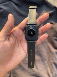 Ambrane Wise Glaze Amoled, Calling Smart Watch