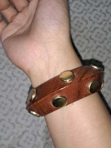 Y2k Wooden Bangle Stack
