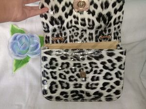 Sling Bag With Adjustable Chain 👜