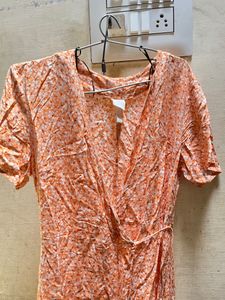 H&amp;m Orange Floral Rape On Tie Dress