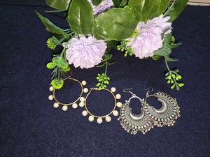4 Earrings Combo + Black Necklace