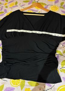 Chic Black V-Neck Top