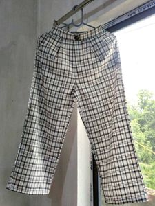 Black & White Pants (Free Size)