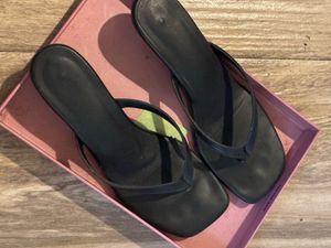 Black Minimalist Flip Flops