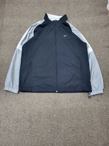 Nike Jacket - Stylish & Comfortable