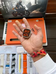 7 In 1 Dubai Combo Watch and Airpods