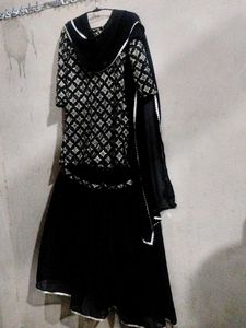 ✨Black Embroidered Kurti with Garara and Dupatta