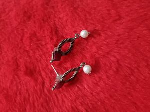 Pearl Drop Earrings