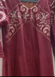 pakistani Embroidered Kurta Set