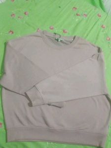 Crew Neck Pullover Top